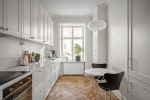P2 framed doors in painted MDF with a classic, timeless design.